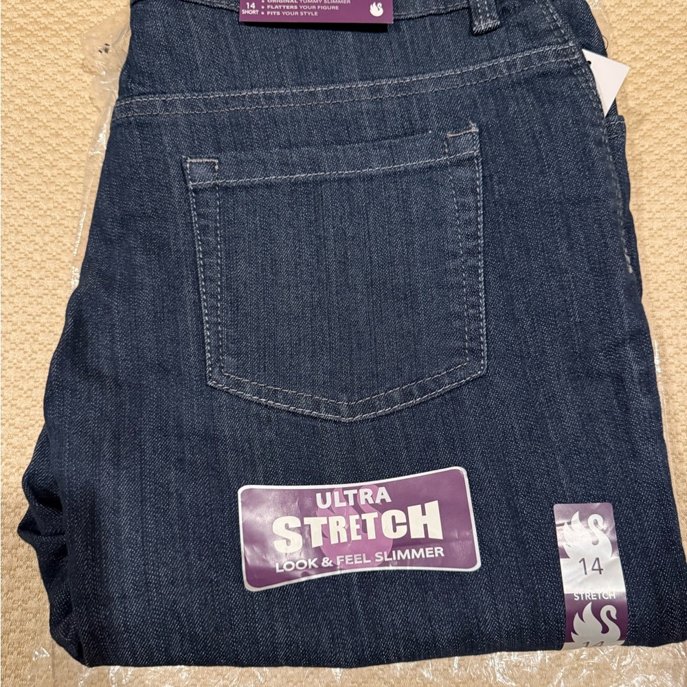 NWT-Gloria Vanderbilt Amanda Classic Fit Tapered Jeans - Deep Blue size 14 short
